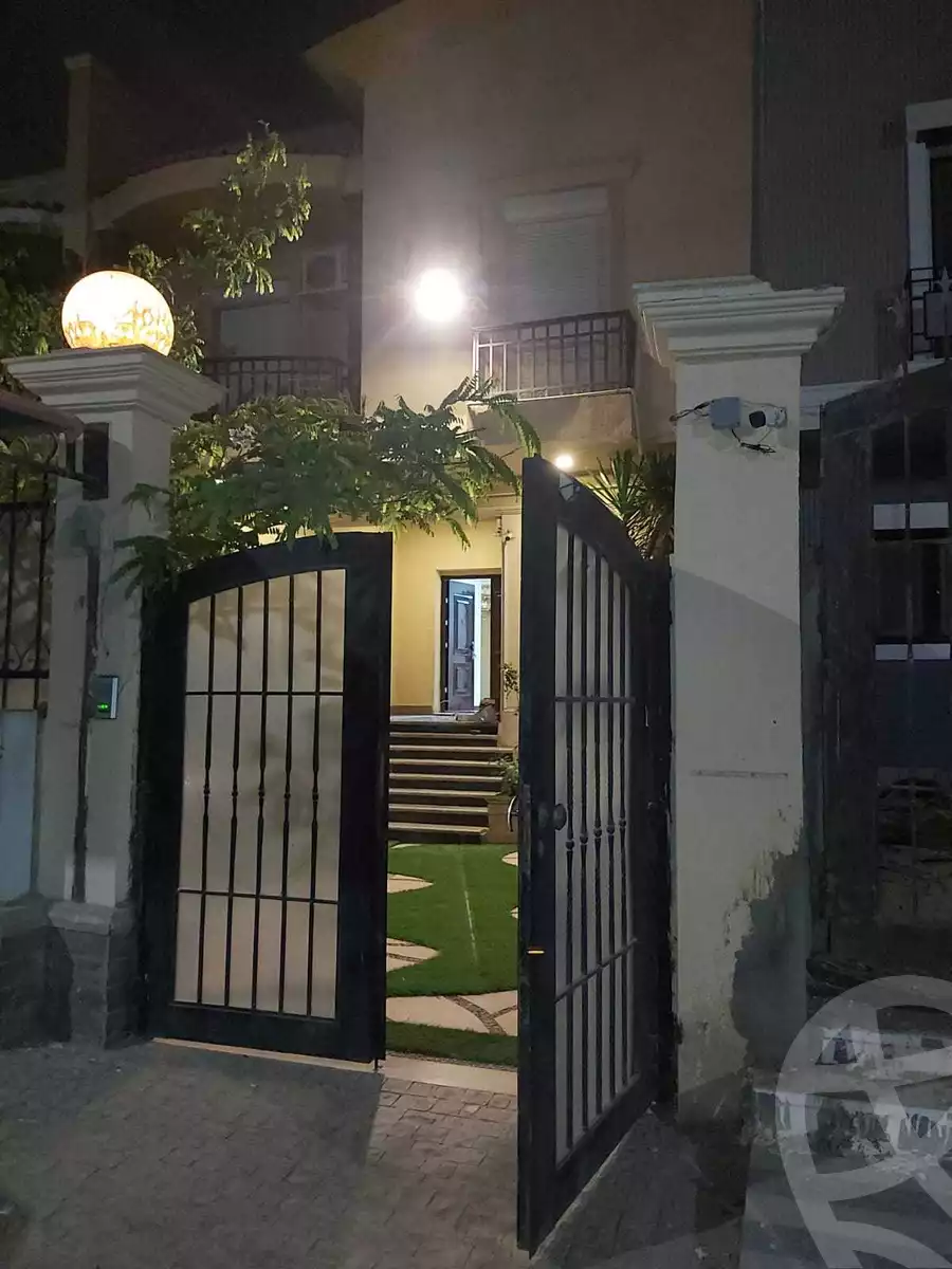 https://aqarmap.com.eg/en/listing/4372137-for-sale-cairo-new-cairo-compounds-galleria-moon-valley