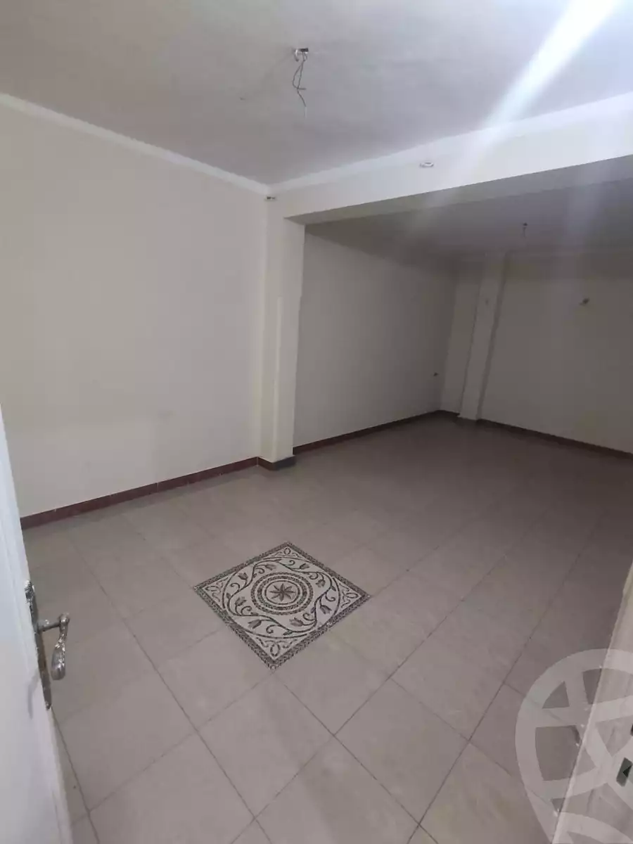 https://aqarmap.com.eg/ar/listing/4373720-for-sale-cairo-helwan-mnshy-yn-hlwn-mansour-st