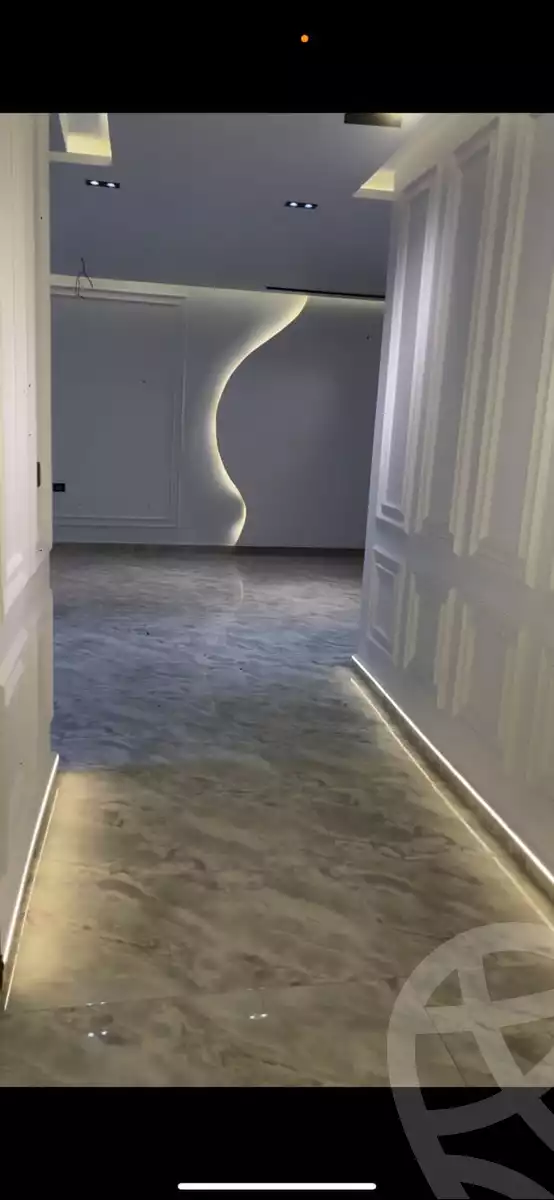 https://aqarmap.com.eg/ar/listing/4374637-for-rent-cairo-mokattam-lhdb-l-ly-shr-krym-bnwn