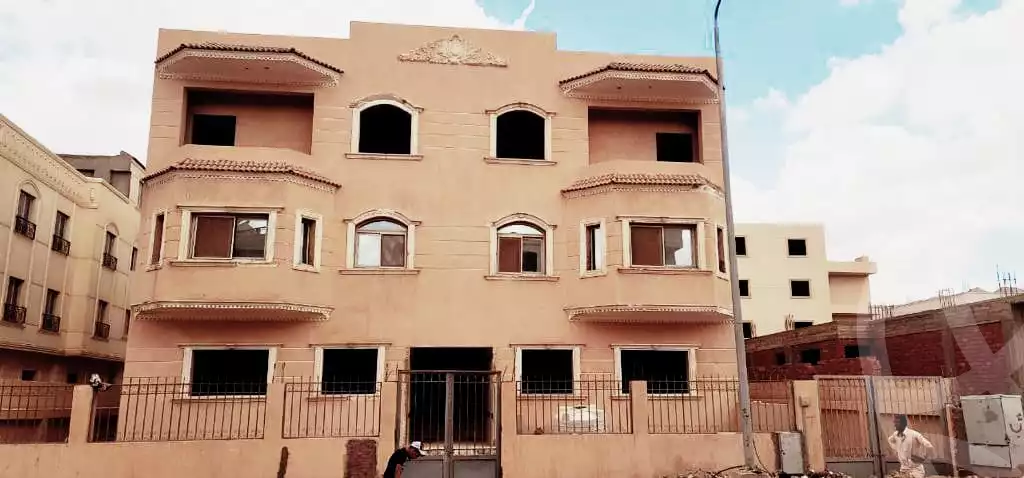 https://aqarmap.com.eg/ar/listing/4379726-for-sale-cairo-new-cairo-ltjm-lkhms-el-kornfol