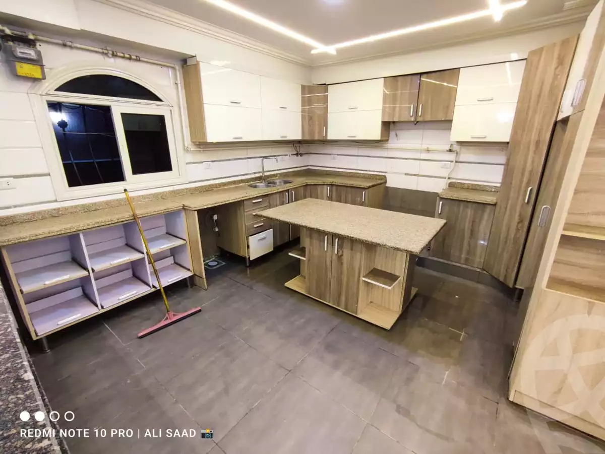 https://aqarmap.com.eg/en/listing/4381727-for-sale-cairo-cairo-hdyq-lhrm-lmntq-t