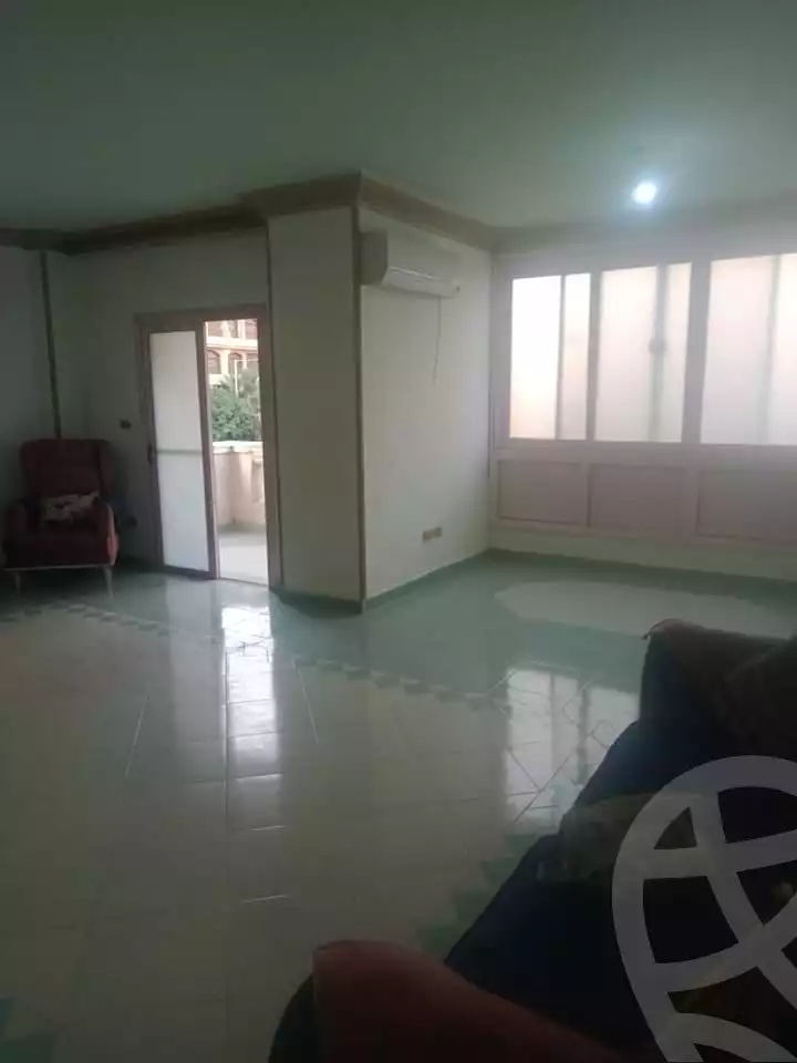 https://aqarmap.com.eg/ar/listing/4382279-for-rent-cairo-mokattam-shareaa-9