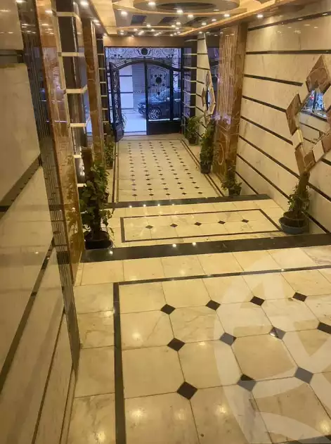 https://aqarmap.com.eg/ar/listing/4385685-for-rent-el-eshrein-st
