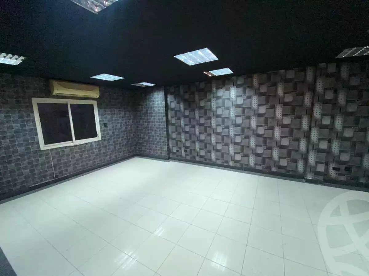 https://aqarmap.com.eg/ar/listing/6009778-for-rent-cairo-garden-city-kamal-el-deen-hussein-st