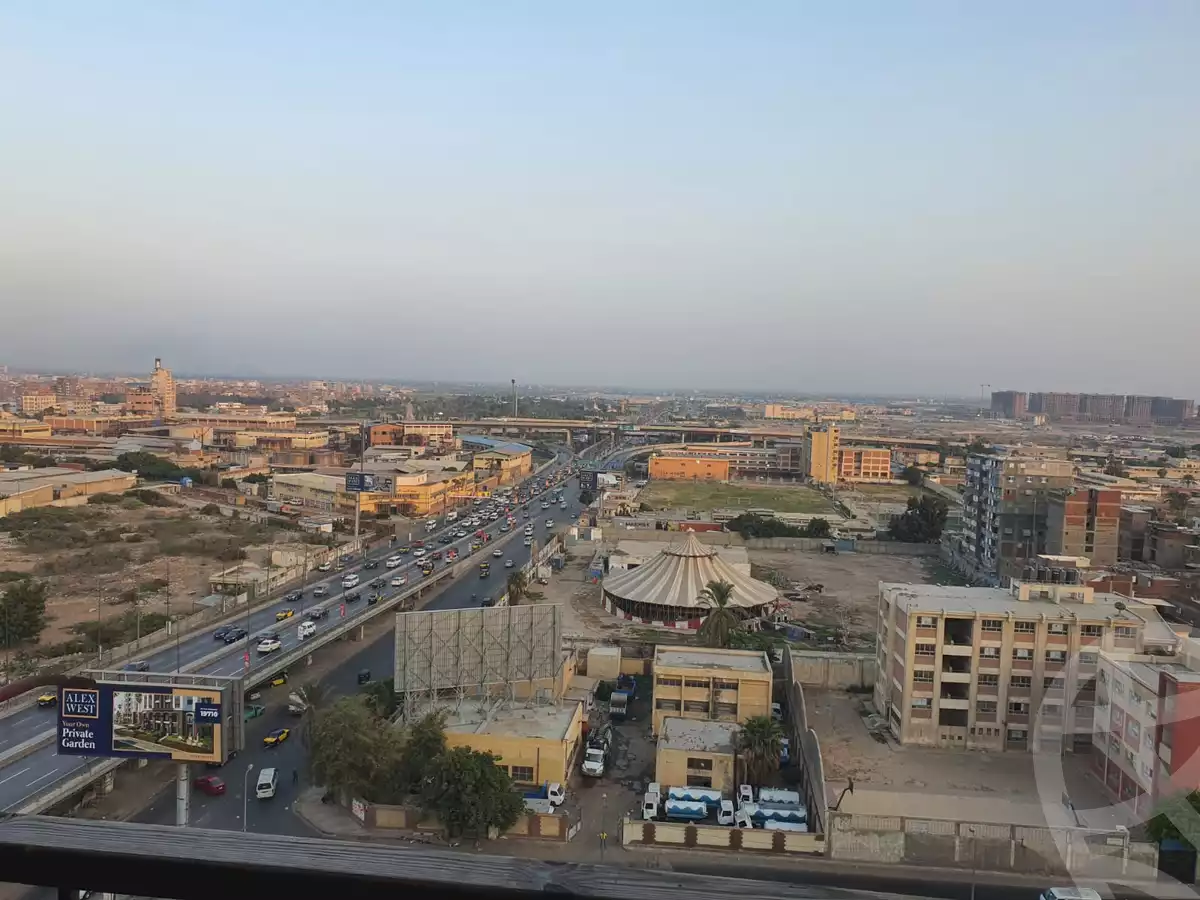 https://aqarmap.com.eg/ar/listing/4432404-for-sale-alexandria-moharram-bey-kanal-al-mahmoudeya-al-bahri-st