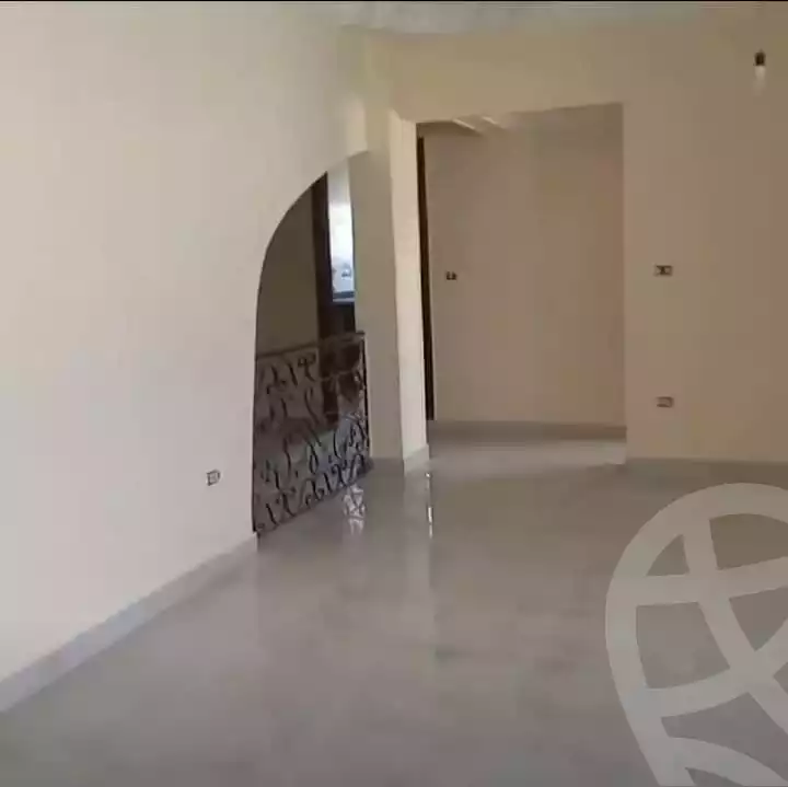 https://aqarmap.com.eg/ar/listing/4463798-for-rent-cairo-mokattam-shareaa-9