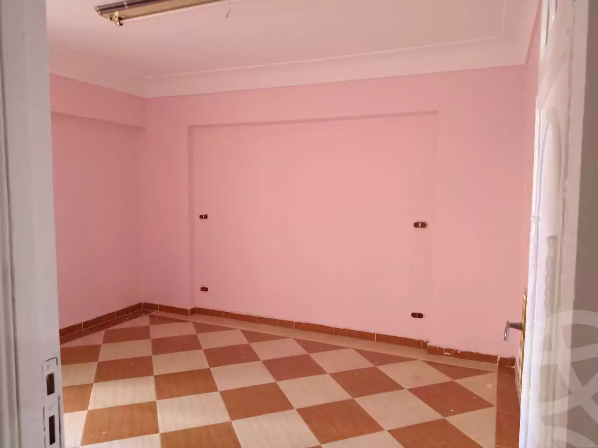 https://aqarmap.com.eg/ar/listing/4470933-for-sale-alexandria-lsywf-el-falki