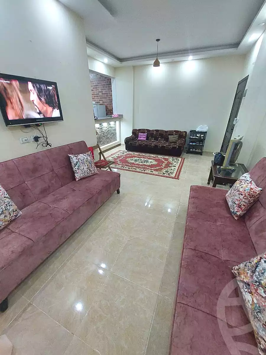 https://aqarmap.com.eg/ar/listing/4471035-for-rent-cairo-6th-of-october-hadaeq-october-kmbwnd-fy-hdyq-ktwbr-djlh-blmz-m-mr-lmrshdy