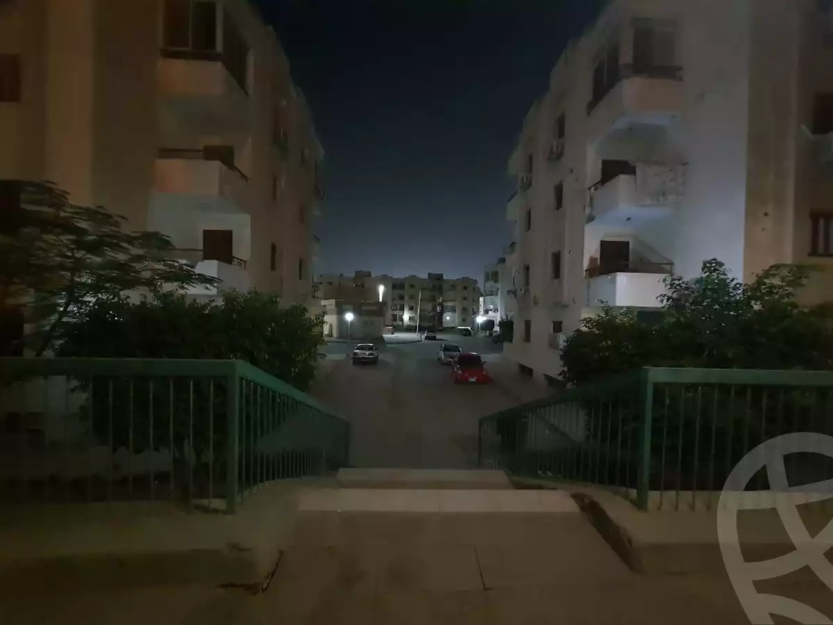 https://aqarmap.com.eg/en/listing/4473452-for-rent-cairo-new-cairo-compounds-la-rose