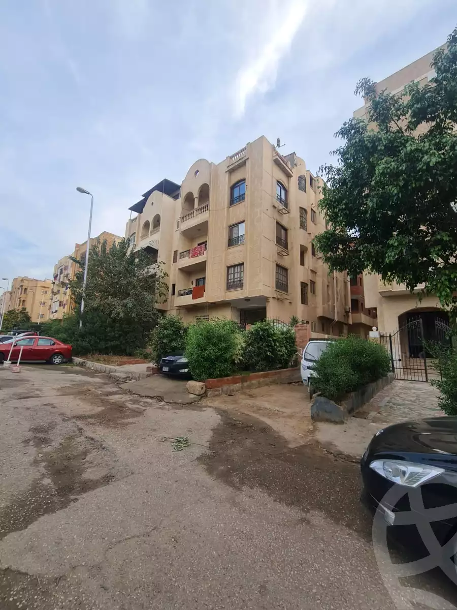 https://aqarmap.com.eg/en/listing/4482072-for-rent-cairo-new-cairo-first-settlement-neighbourhood-8-mokhtar-el-tetsh-st