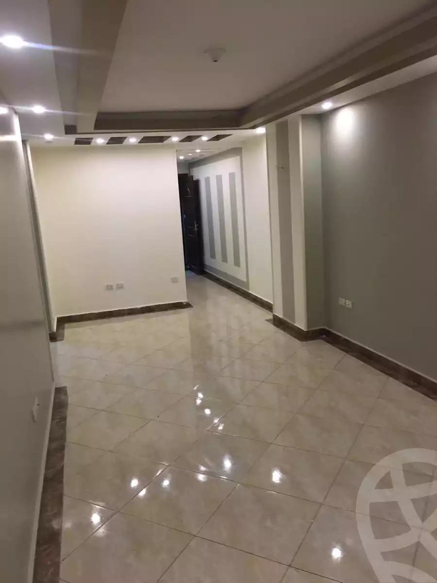 https://aqarmap.com.eg/ar/listing/4485012-for-rent-cairo-el-maadi-zahraa-el-maadi-shamal-sinaa-street