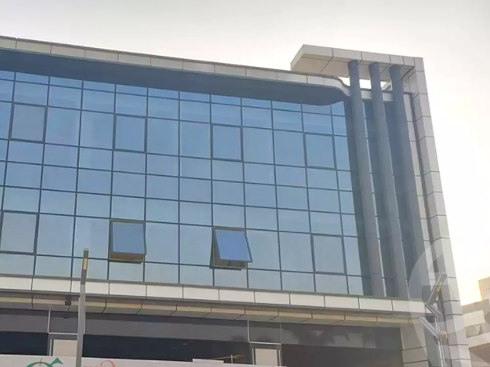 https://aqarmap.com.eg/ar/listing/4486351-for-rent-cairo-new-cairo-compounds-dh-lydj
