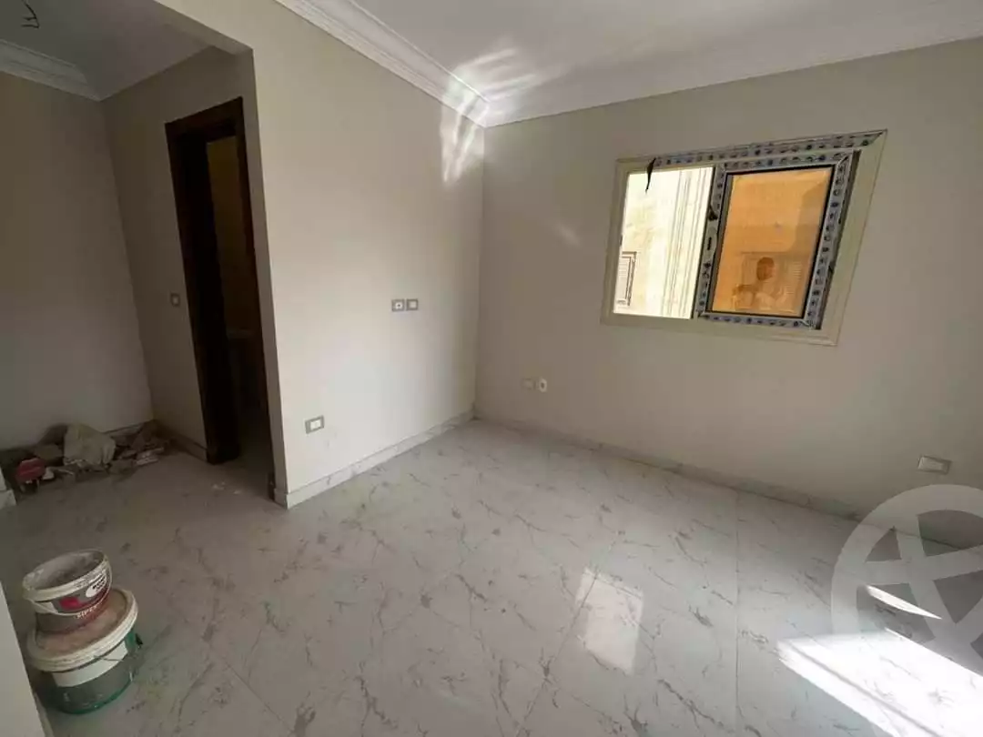 https://aqarmap.com.eg/en/listing/4487098-for-rent-cairo-mokattam-shareaa-9