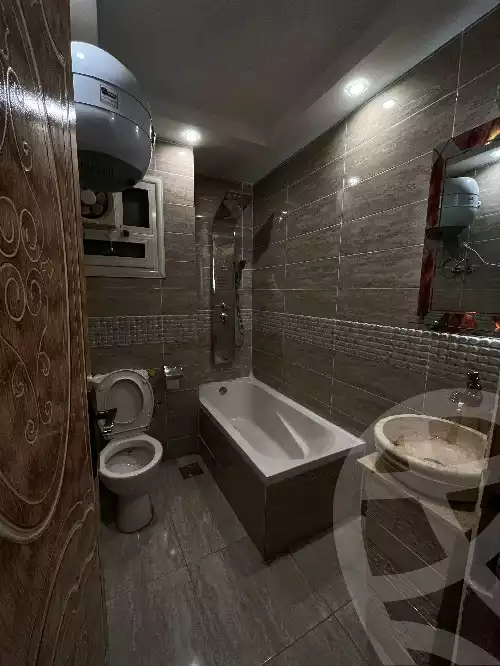 https://aqarmap.com.eg/ar/listing/4500803-for-sale-cairo-nasr-city-1st-zone-mohamed-youssef-moussa-st