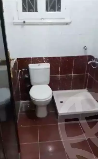 https://aqarmap.com.eg/ar/listing/4485024-for-rent-alexandria-el-asafra-al-molazem-basiowni-st