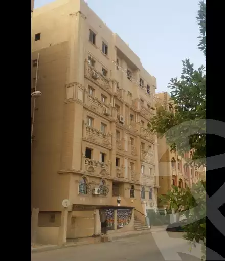 https://aqarmap.com.eg/en/listing/4508736-for-sale-cairo-mokattam-lhdb-l-ly-adly-el-melegy-st