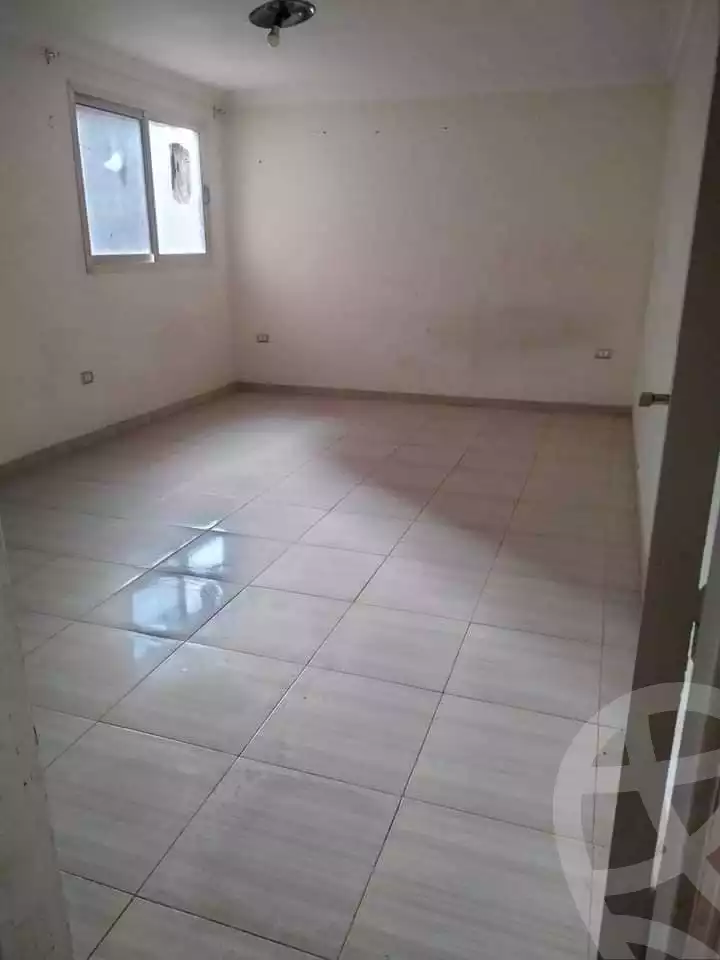 https://aqarmap.com.eg/ar/listing/4516172-for-sale-cairo-ain-shams-ain-shams-el-sharkia-shakir-soliman-st