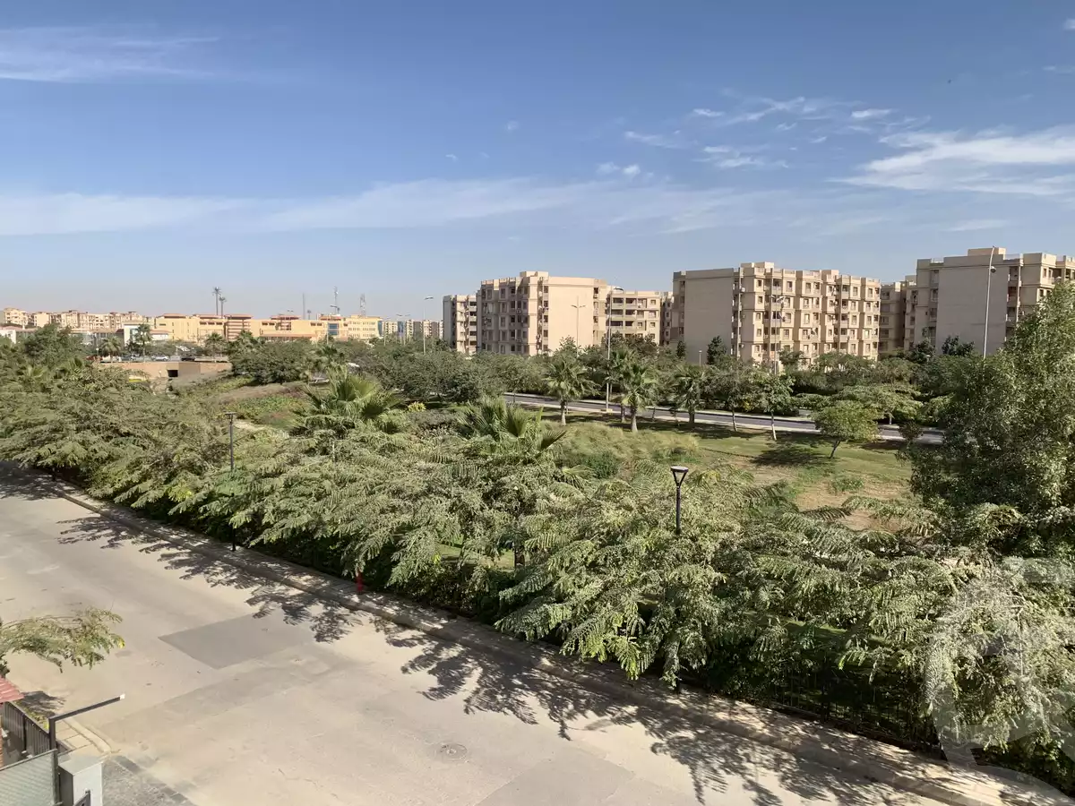 https://aqarmap.com.eg/en/listing/5298496-for-sale-cairo-new-cairo-madinaty-lmntq-lkhms-fylt