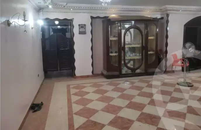 https://aqarmap.com.eg/ar/listing/4526669-for-sale-sharqia-zagazig-zagazig-city-mahmoud-shaheen-st