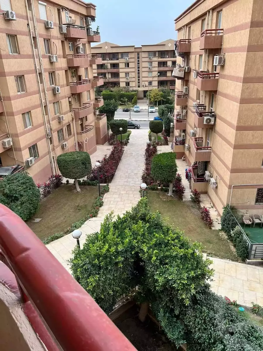 https://aqarmap.com.eg/en/listing/4543534-for-rent-cairo-new-cairo-lrhb-city-phase-4-mostafa-kamel-st