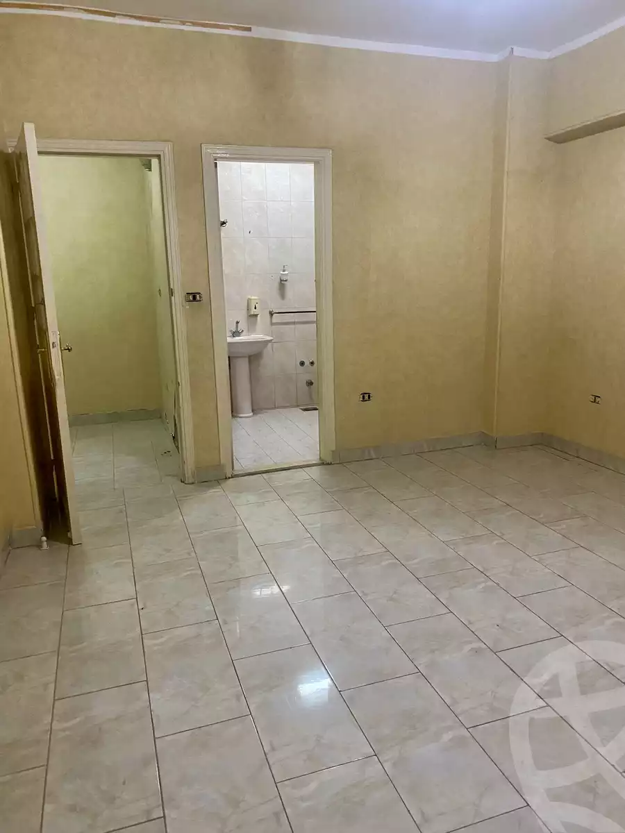 https://aqarmap.com.eg/en/listing/4593838-for-rent-cairo-mokattam-lhdb-l-ly-lmntq-j