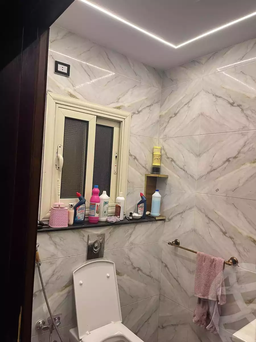 https://aqarmap.com.eg/ar/listing/4594433-for-sale-cairo-helwan-kwrnysh-hlwn