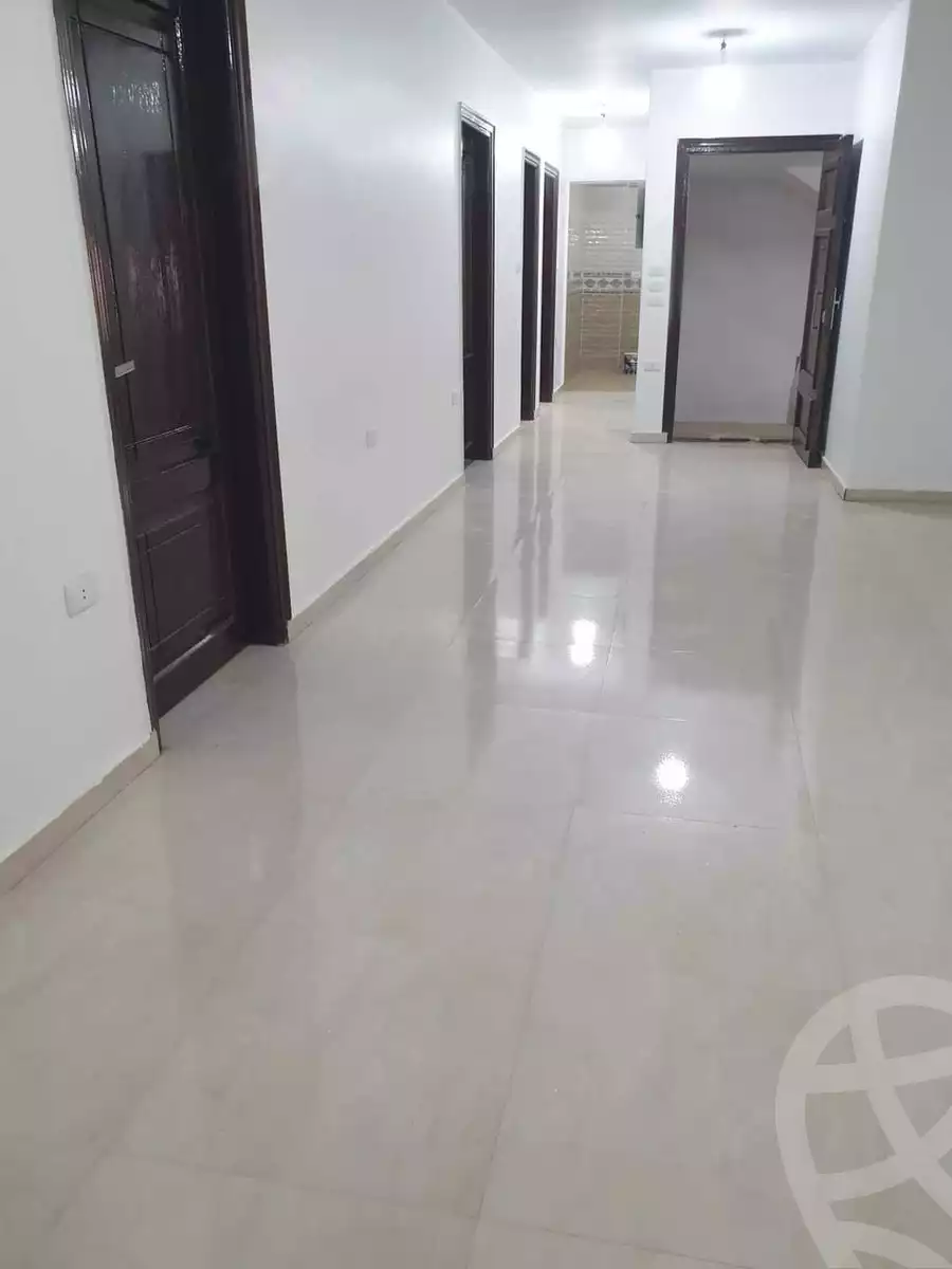 https://aqarmap.com.eg/ar/listing/4594769-for-sale-cairo-ljyz-el-warraq-kwrnysh-lwrq