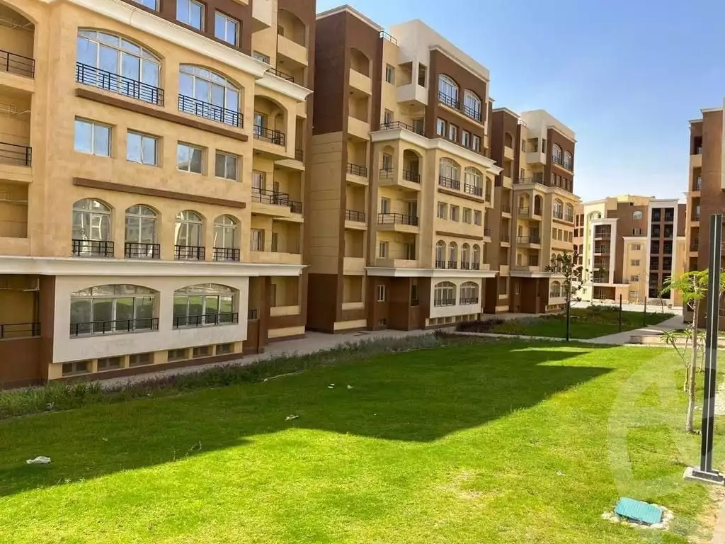 https://aqarmap.com.eg/ar/listing/4621345-for-sale-cairo-new-administrative-capital-r3-lmqsd