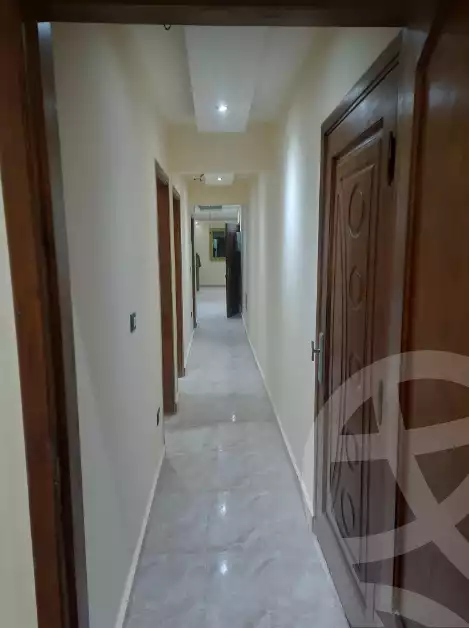 https://aqarmap.com.eg/en/listing/4623229-for-rent-cairo-mokattam-rd-lmbhth