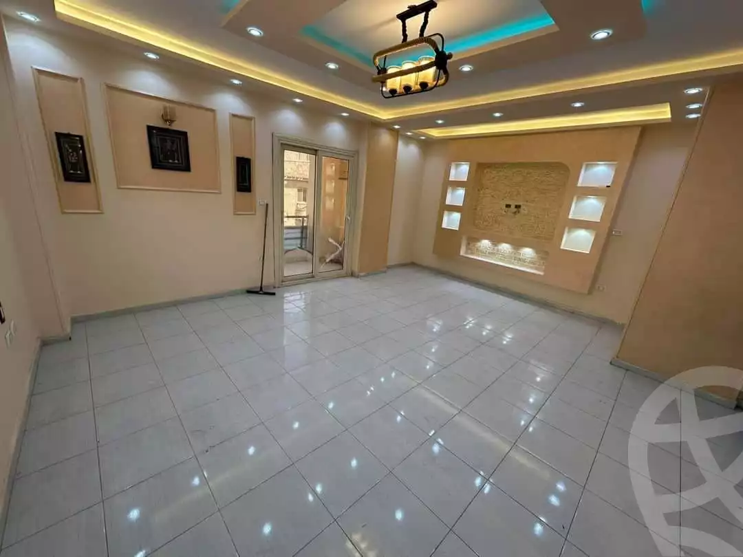 https://aqarmap.com.eg/en/listing/4631520-for-rent-cairo-mokattam-el-hay-el-khames