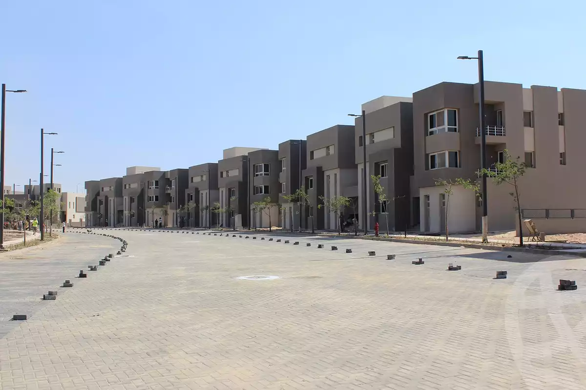 https://aqarmap.com.eg/en/listing/4644401-for-sale-cairo-el-sheikh-zayed-city-compounds-in-sheikh-zayed-etapa