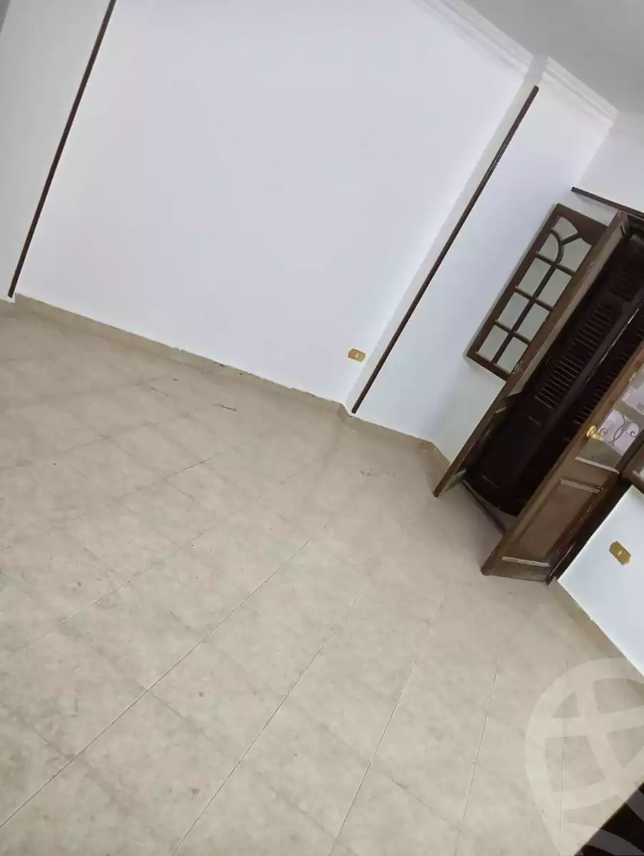 https://aqarmap.com.eg/ar/listing/4648714-for-rent-cairo-helwan-mnshy-yn-hlwn-rael-st