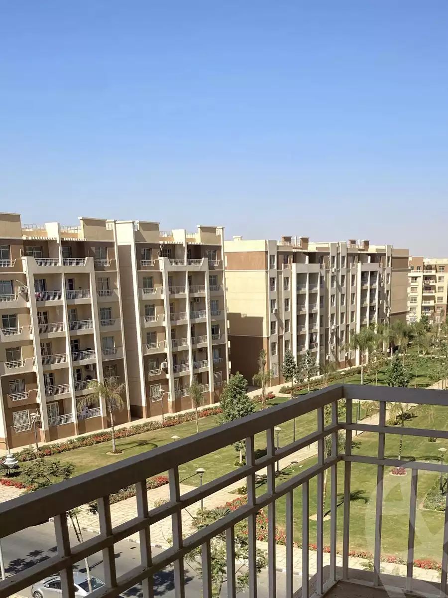 https://aqarmap.com.eg/ar/listing/4653261-for-sale-cairo-mdynty-eleventh-zone-buildings-group-114
