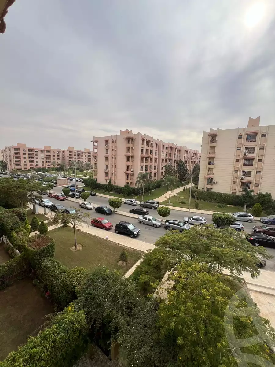 https://aqarmap.com.eg/en/listing/4660276-for-sale-cairo-new-cairo-lrhb-city