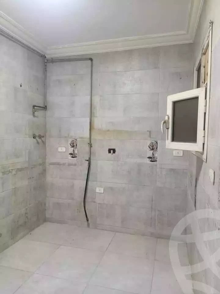 https://aqarmap.com.eg/ar/listing/4678529-for-rent-cairo-mokattam-shareaa-9