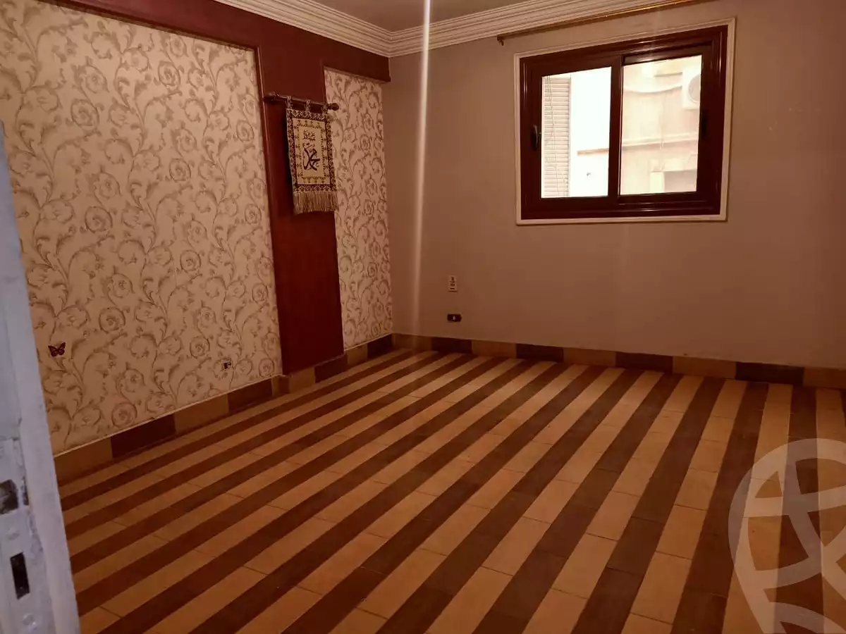 https://aqarmap.com.eg/ar/listing/4682749-for-rent-cairo-mokattam-shareaa-9