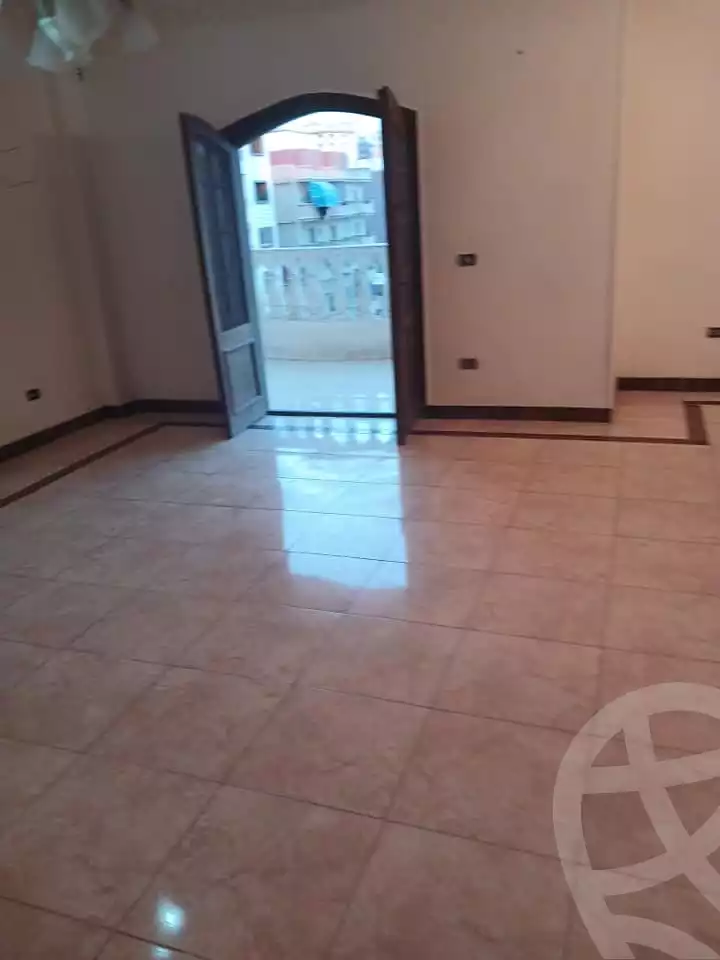 https://aqarmap.com.eg/ar/listing/4695278-for-rent-cairo-mokattam-el-hadabah-el-wosta-7th-zone