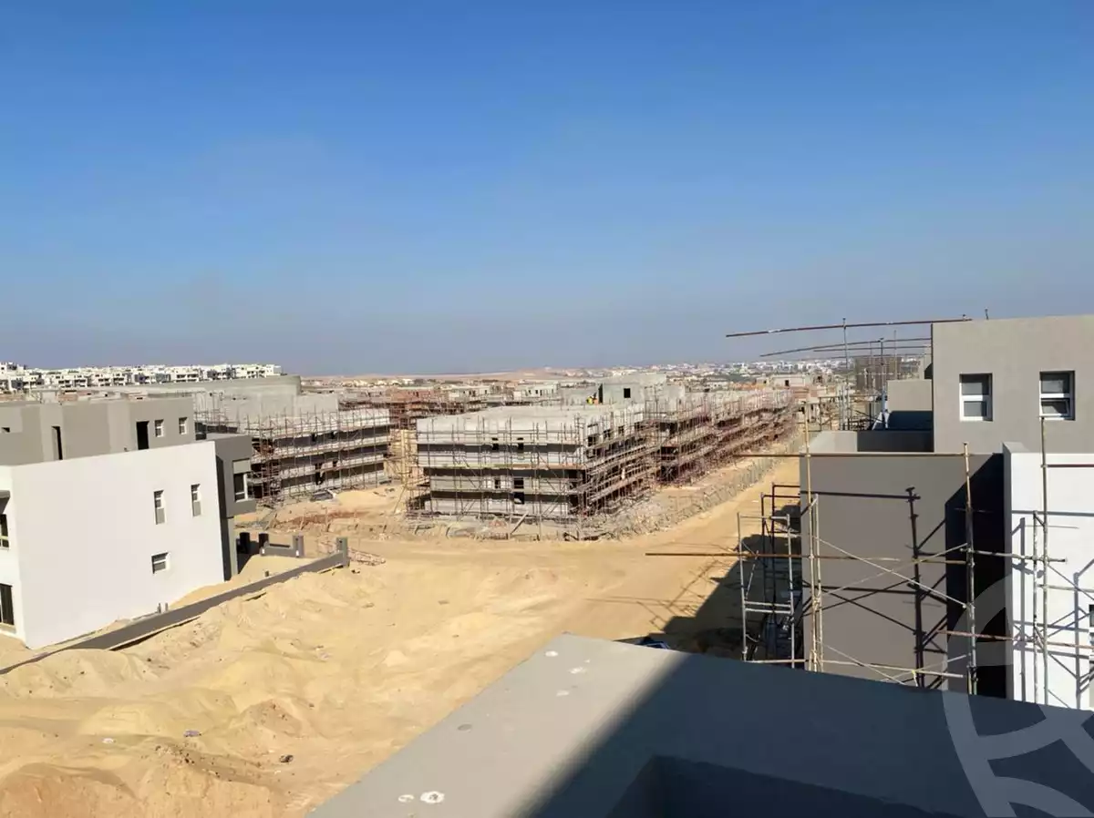 https://aqarmap.com.eg/ar/listing/4697736-for-sale-cairo-el-sheikh-zayed-city-compounds-in-sheikh-zayed-etapa