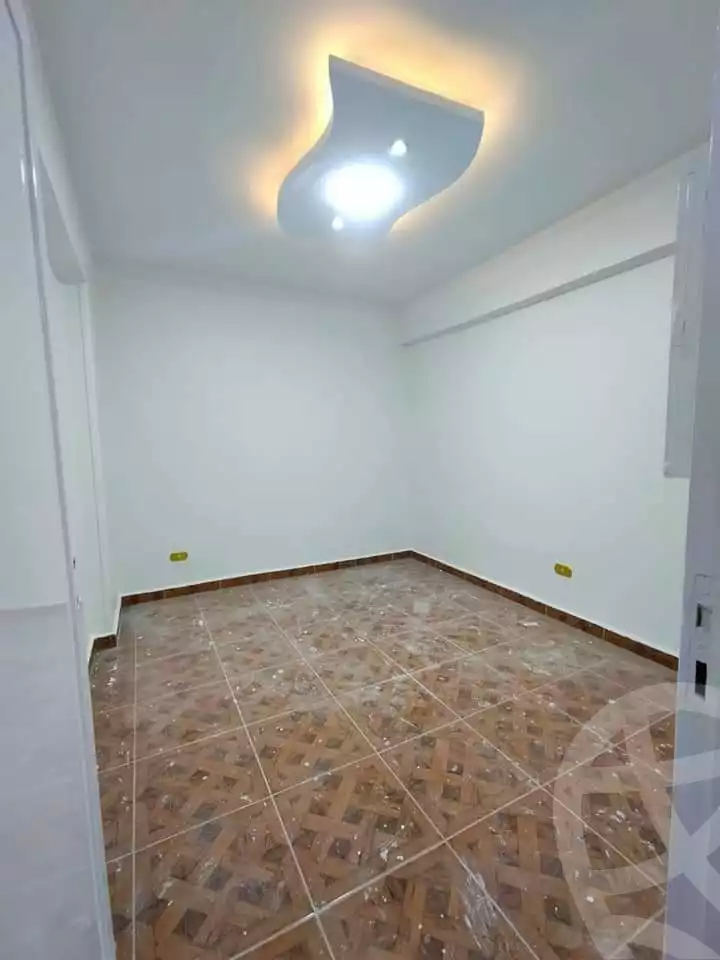 https://aqarmap.com.eg/ar/listing/4727006-for-sale-alexandria-lsywf-el-falki