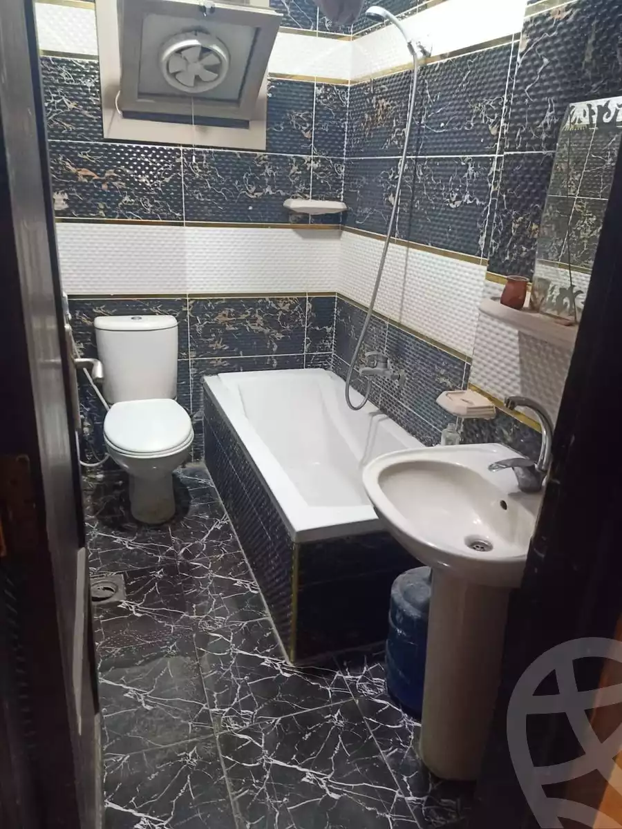 https://aqarmap.com.eg/ar/listing/4727231-for-rent-cairo-mokattam-manteqt-ganob-s