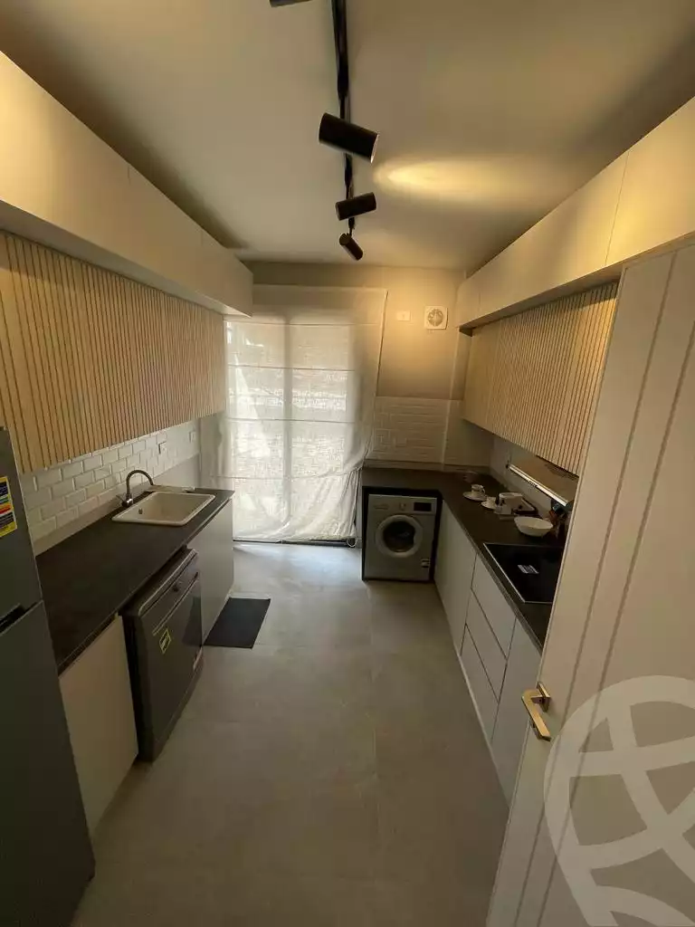 https://aqarmap.com.eg/ar/listing/4734860-for-sale-cairo-el-sheikh-zayed-city-compounds-kmbwnd-fyldj-wyst-dr-llttwyr