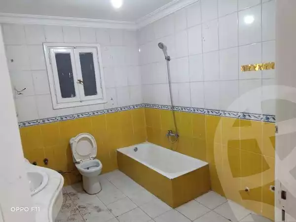 https://aqarmap.com.eg/en/listing/4775404-for-sale-cairo-mokattam-shareaa-9