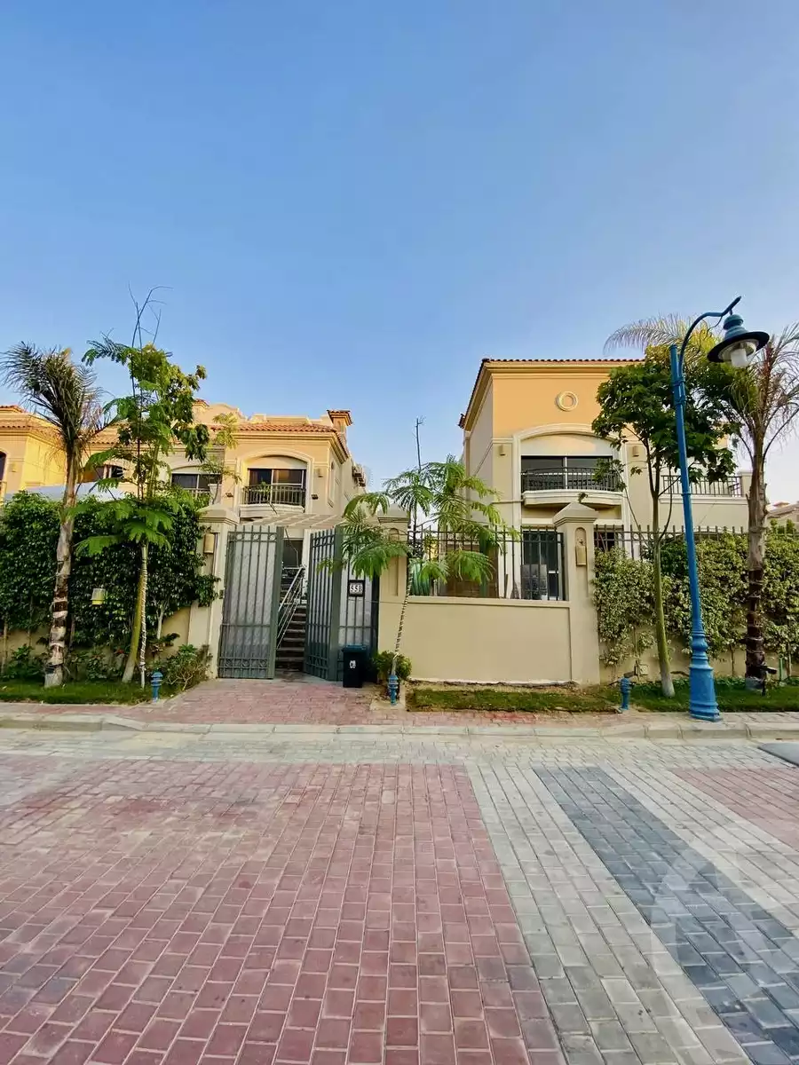 https://aqarmap.com.eg/en/listing/4784348-for-sale-cairo-new-administrative-capital-r4-la-vista-city