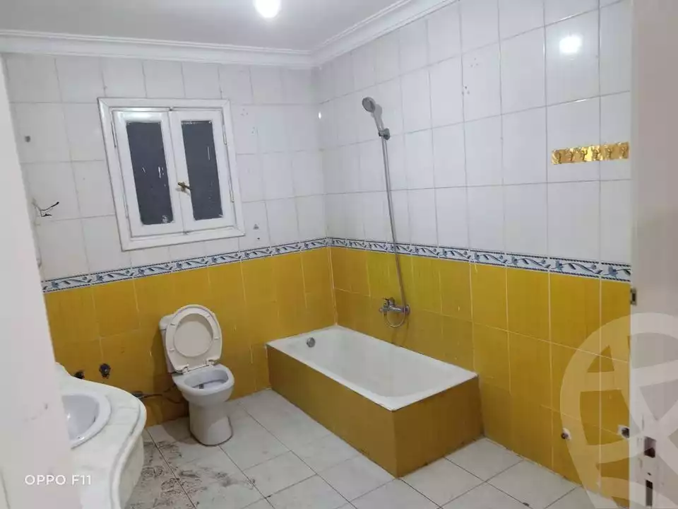 https://aqarmap.com.eg/en/listing/4788984-for-sale-cairo-mokattam-shareaa-9