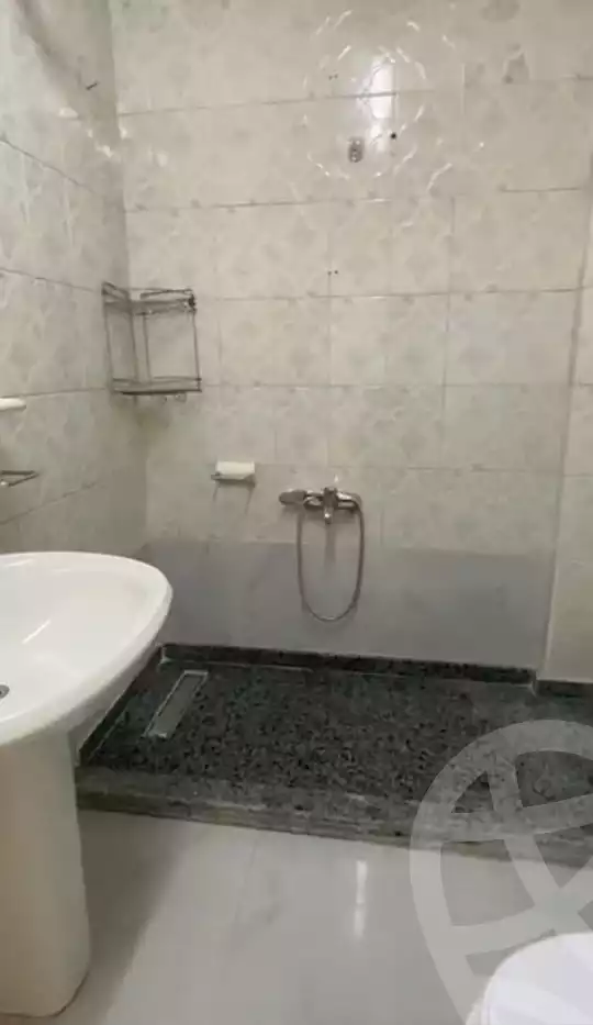 https://aqarmap.com.eg/ar/listing/4795596-for-sale-cairo-heliopolis-roxy-square-al-ahram-st