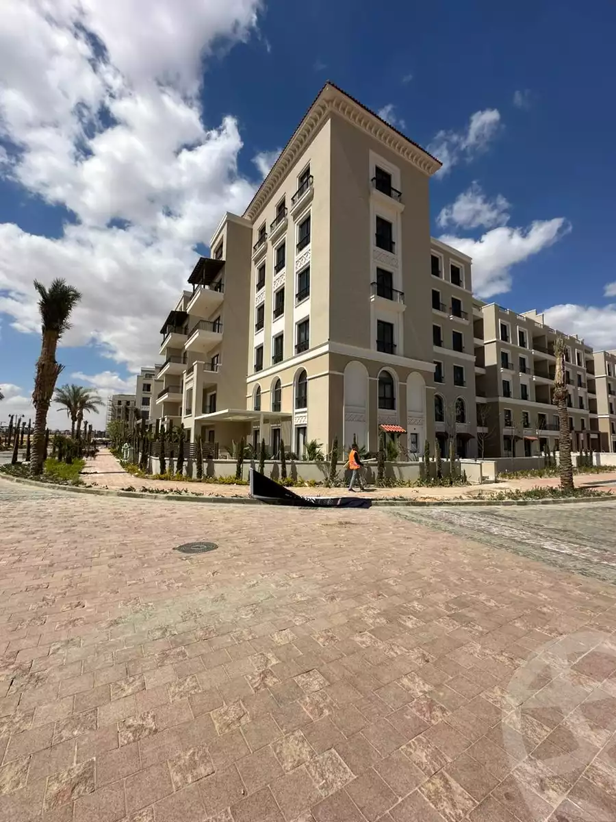 https://aqarmap.com.eg/ar/listing/4803889-for-sale-cairo-el-sheikh-zayed-city-compounds-kmbwnd-fyldj-wyst-dr-llttwyr