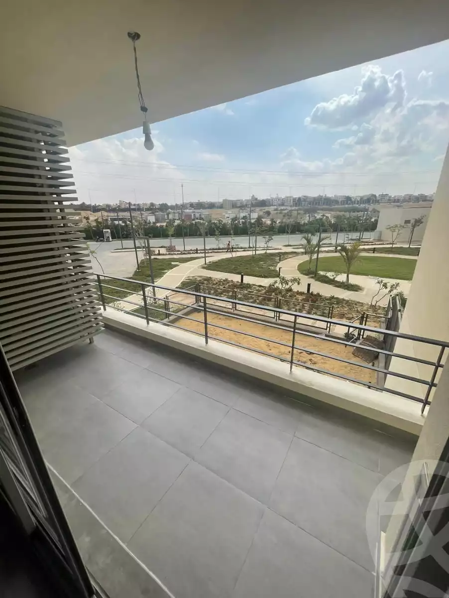 https://aqarmap.com.eg/ar/listing/4805303-for-rent-cairo-6th-of-october-compounds-palm-parks