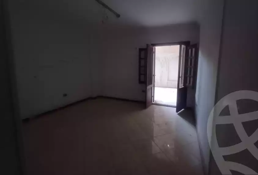 https://aqarmap.com.eg/ar/listing/4824512-for-rent-cairo-mokattam-manteqt-ganob-s