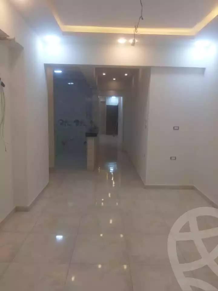 https://aqarmap.com.eg/ar/listing/4831992-for-rent-sohag-mntq-fr-y-bswhj