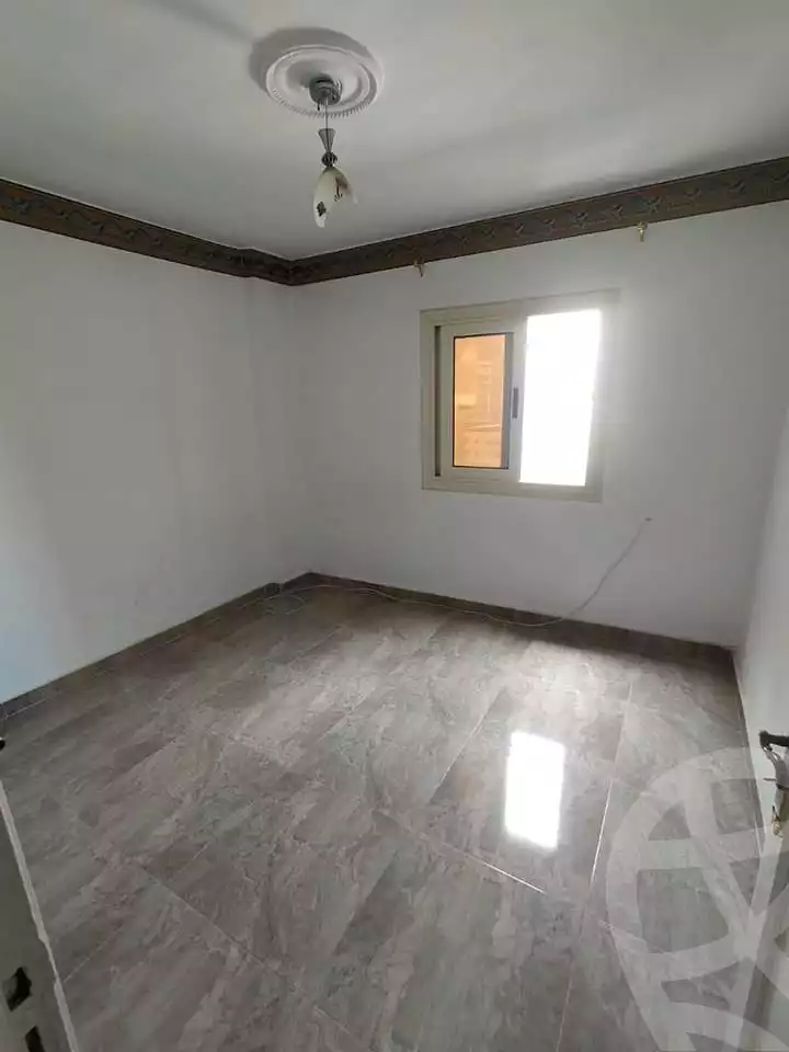 https://aqarmap.com.eg/ar/listing/4851657-for-sale-alexandria-ganaklis-shr-mrtdy-bsh